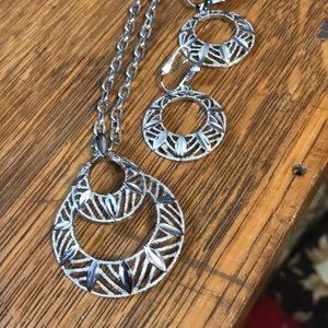 Vintage Trifari Crown Jewel Necklace/Clip Ear set